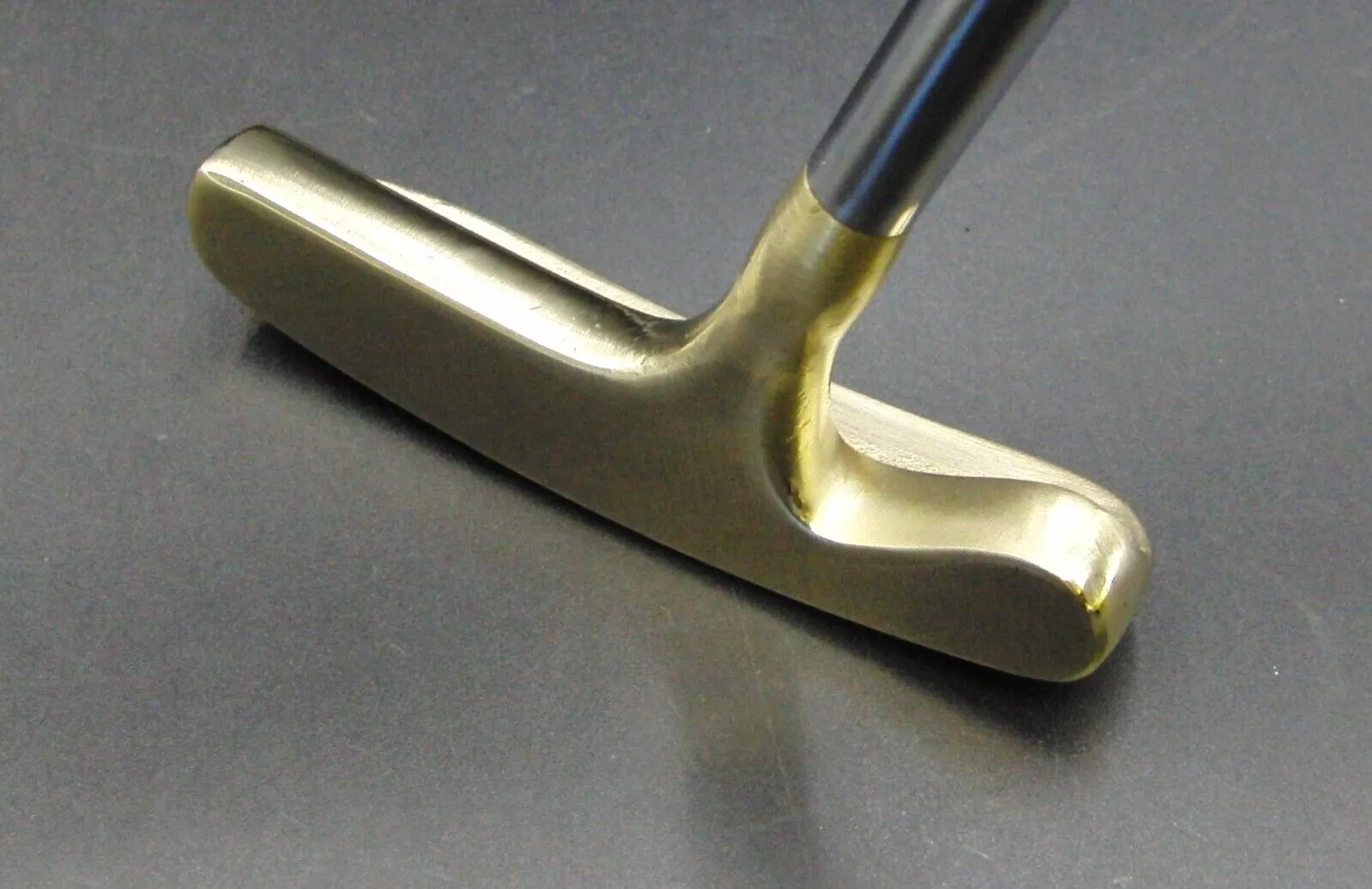 Acushnet 1-Flo Bulls Eye Putter 87cm Playing Length Steel Shaft Bulls Eye Grip 5 Acushnet 1-Flo Bulls Eye Putter 87cm Playing Length Steel Shaft Bulls Eye Grip - Image 3