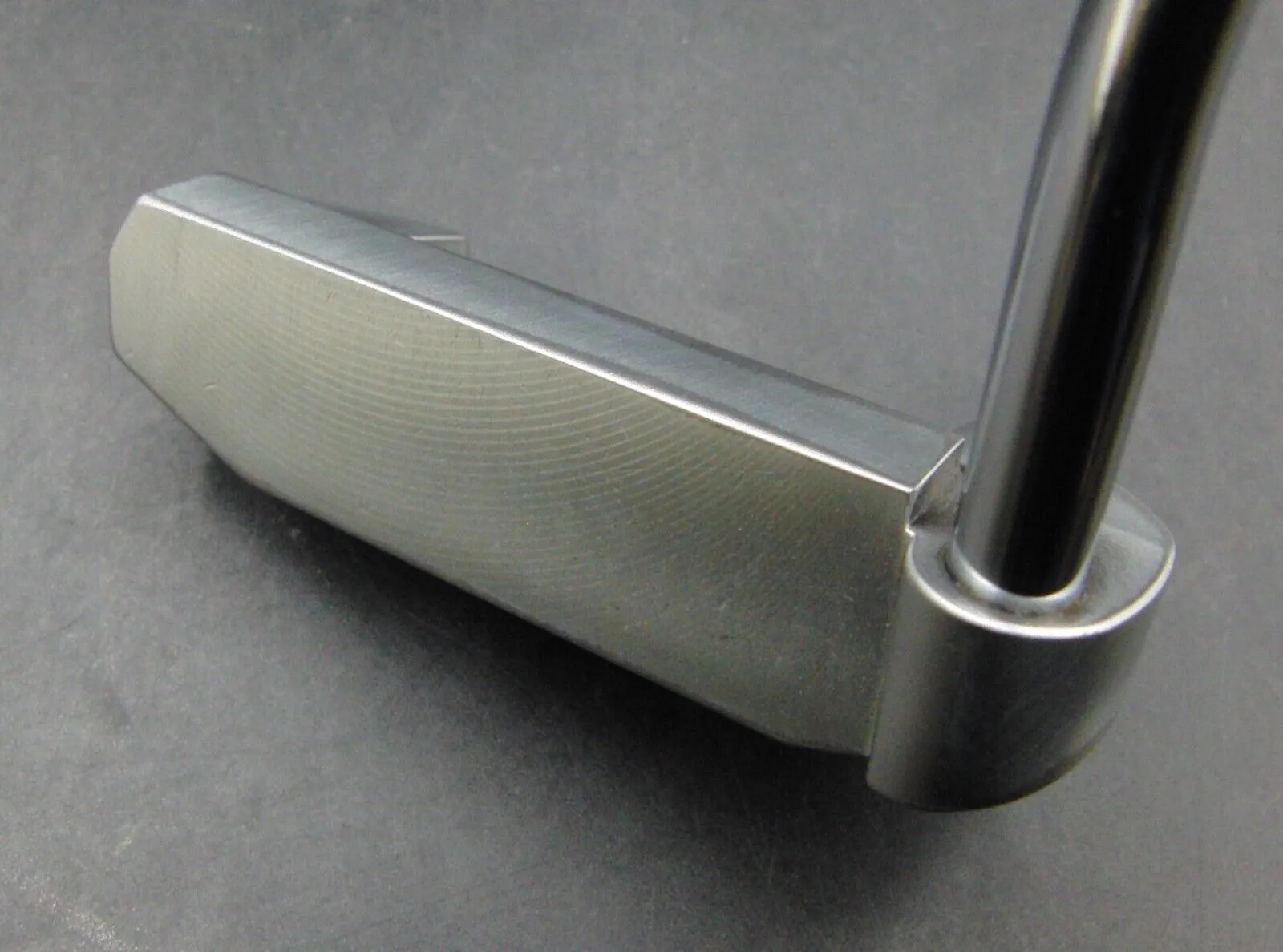 Japanese Woss Aiming Ver.04 PAT. Putter 83.5cm Steel Shaft Iguana Golf Grip 7 Japanese Woss Aiming Ver.04 PAT. Putter 83.5cm Steel Shaft Iguana Golf Grip - Image 5