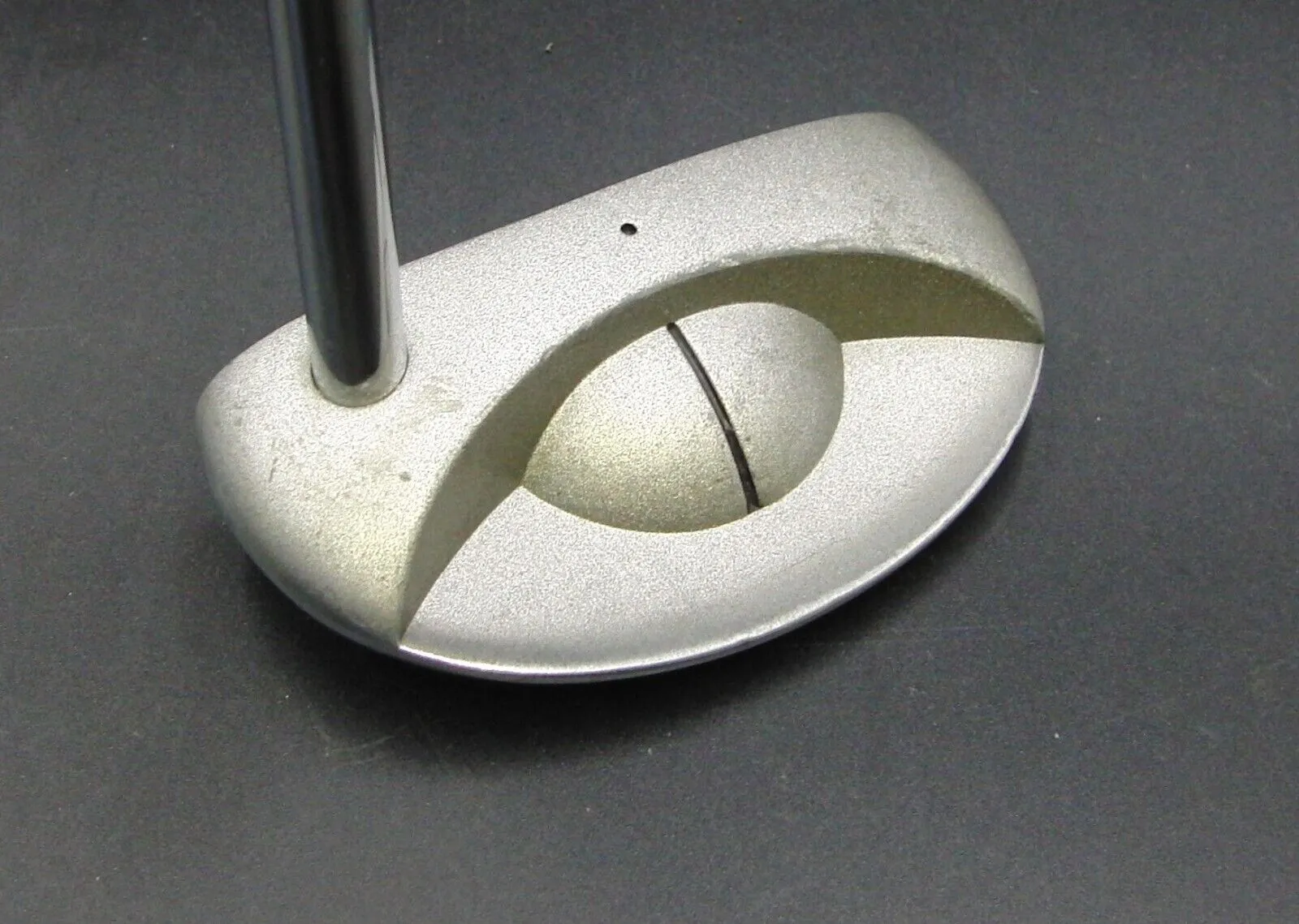 Nike Putter Steel Shaft 81.5cm Long Nike Grip 6 Nike Putter Steel Shaft 81.5cm Long Nike Grip - Image 4