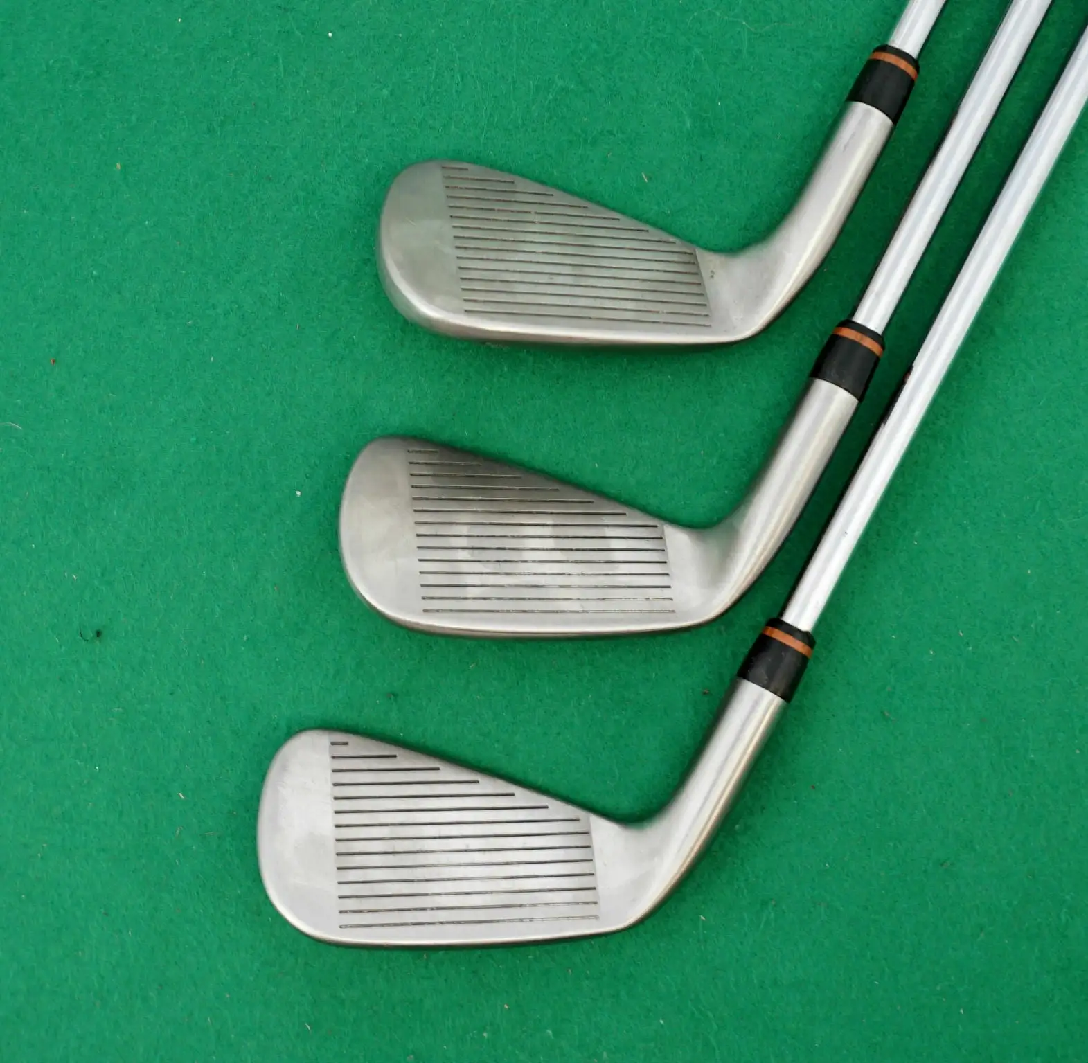 Set Of 3 X TaylorMade Firesole Irons 6-8 Stiff Steel Shafts TaylorMade Grips 5 Set Of 3 X TaylorMade Firesole Irons 6-8 Stiff Steel Shafts TaylorMade Grips - Image 3