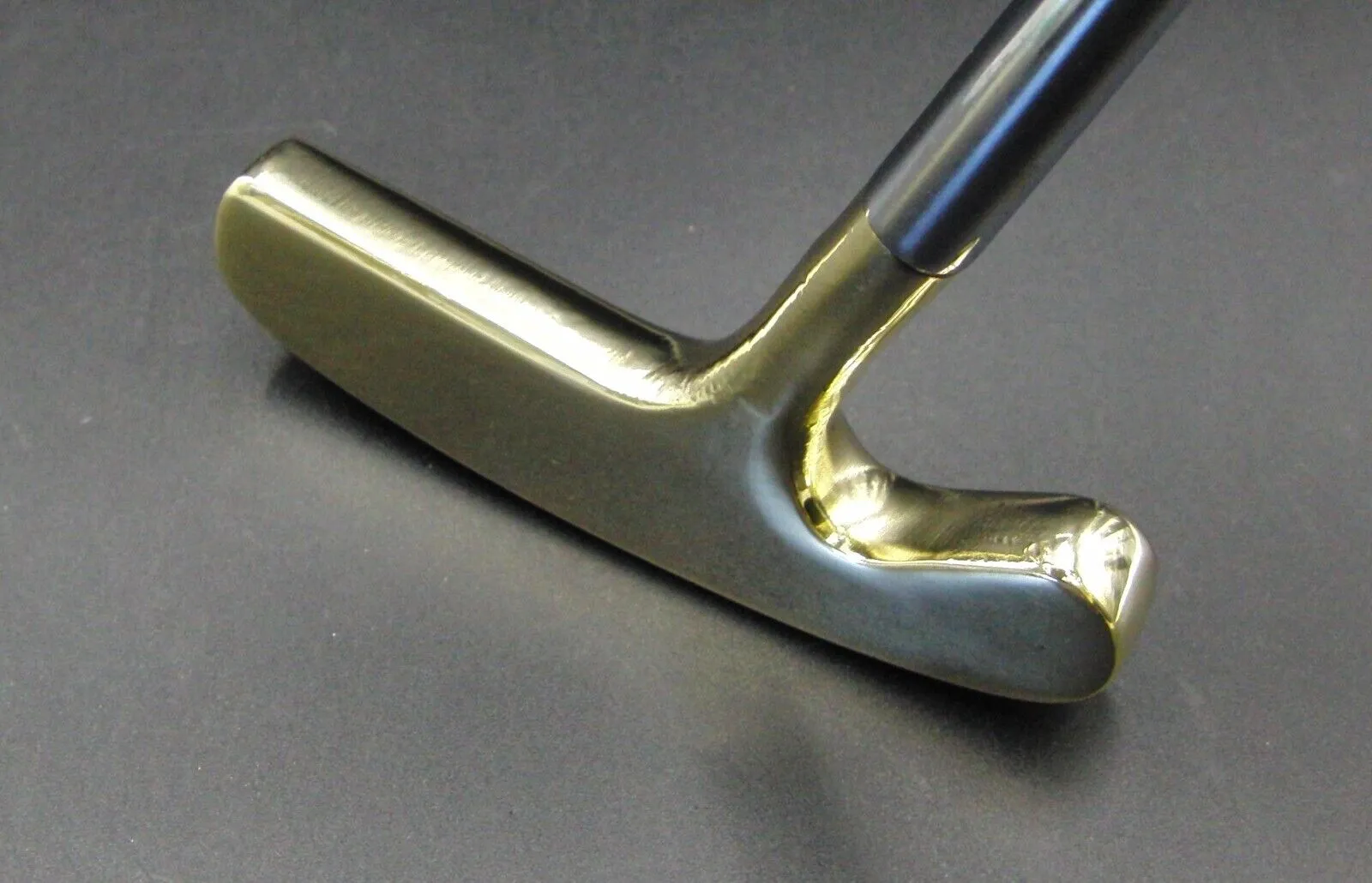 Vintage Mizuno 7713 Bullseys Putter 86cm Length Steel Shaft Unbranded Grip 6 Vintage Mizuno 7713 Bullseys Putter 86cm Length Steel Shaft Unbranded Grip - Image 4