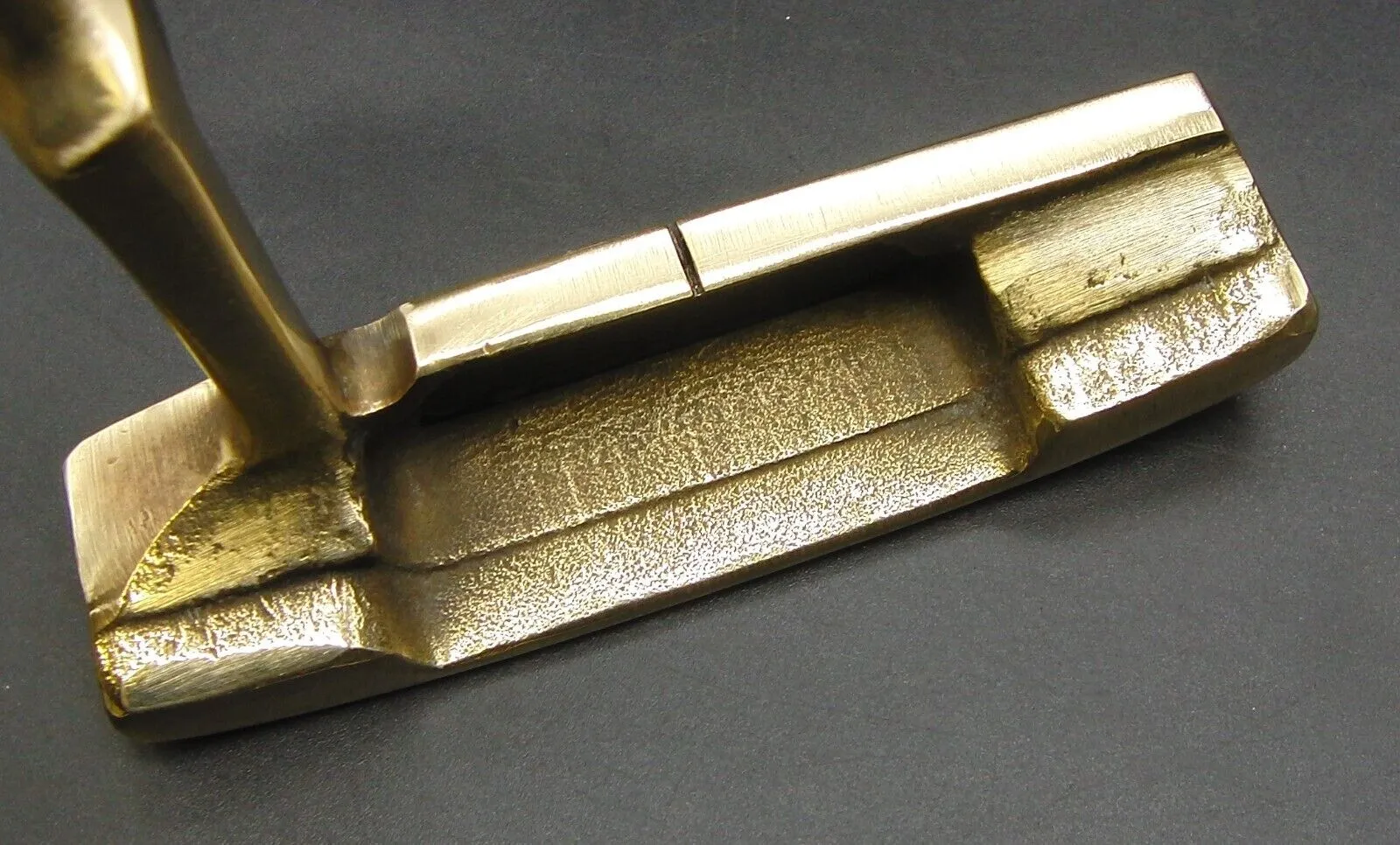 Shakespeare SKP-23 Putter 85cm Playing Length Steel Shaft Pro Grip 4 Shakespeare SKP-23 Putter 85cm Playing Length Steel Shaft Pro Grip - Image 2