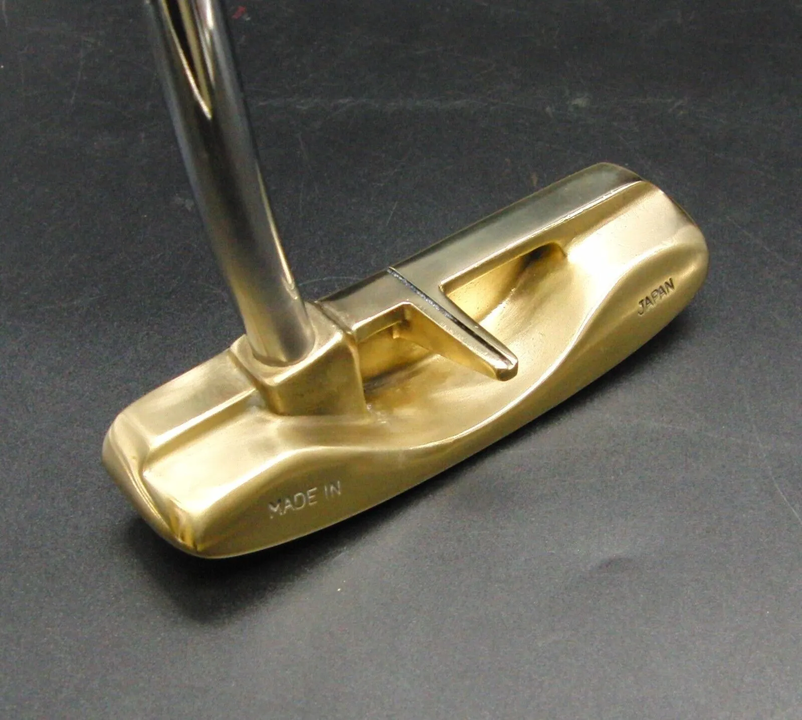 Refurbished Honma CB8200 Putter 87cm Playing Length Steel Shaft Honma Grip 7 Refurbished Honma CB8200 Putter 87cm Playing Length Steel Shaft Honma Grip - Image 5