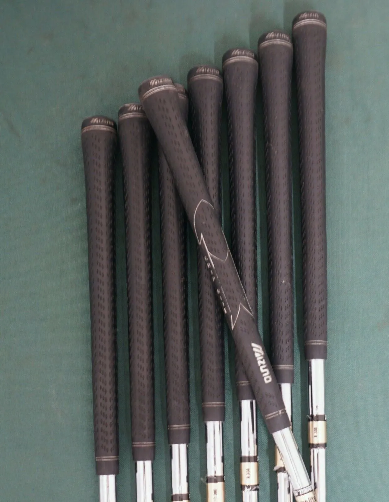 Set Of 8 X Mizuno MX11 T-Zoid Irons 3-PW Regular Steel Shafts Mizuno Grips 8 Set Of 8 X Mizuno MX11 T-Zoid Irons 3-PW Regular Steel Shafts Mizuno Grips - Image 6