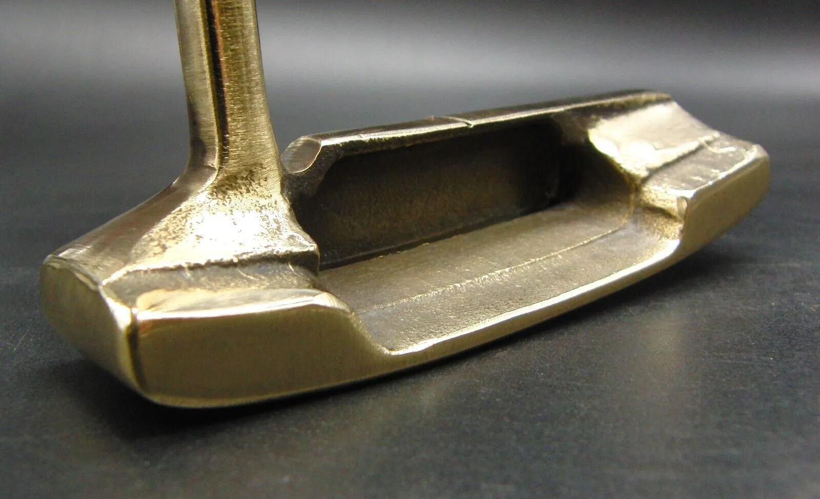 Shakespeare SKP-23 Putter 85cm Playing Length Steel Shaft Pro Grip 8 Shakespeare SKP-23 Putter 85cm Playing Length Steel Shaft Pro Grip - Image 6