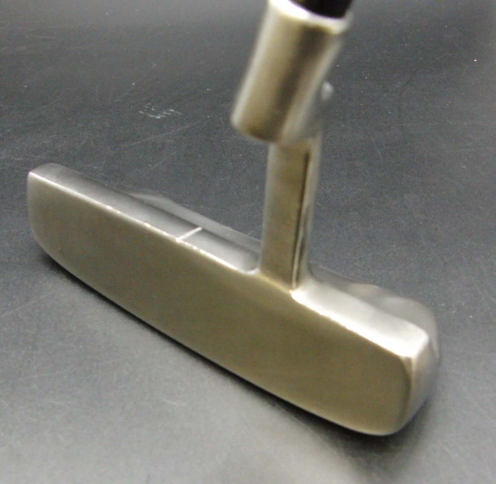 Japanese PRGR Top Spin CT-20 T-5 Putter Graphite Shaft 89cm Playing Length 6 Japanese PRGR Top Spin CT-20 T-5 Putter Graphite Shaft 89cm Playing Length - Image 4