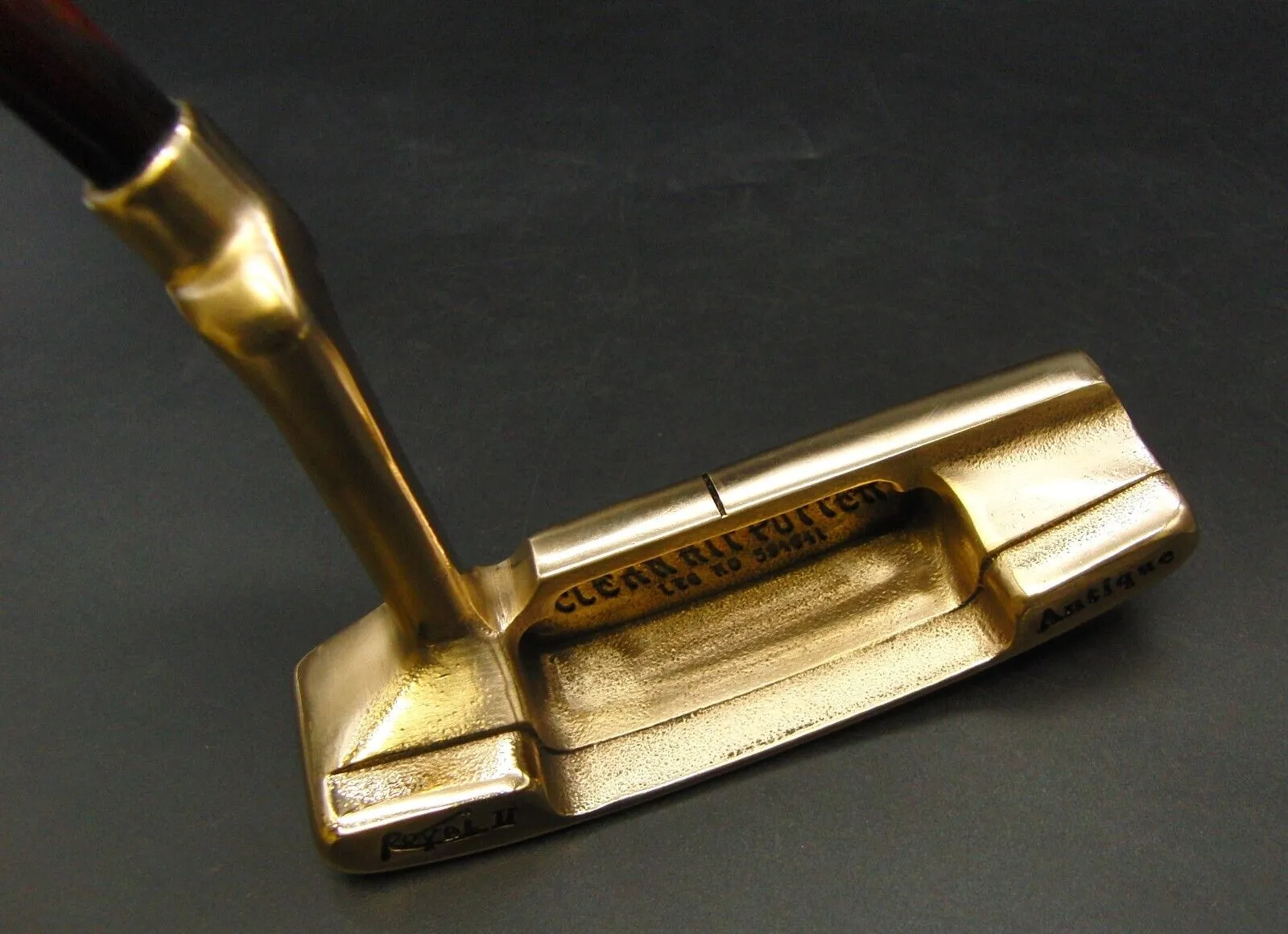 Royal II Antique Leg No 591611 Clean Hit Putter Hickory Shaft 88cm Length 9 Royal II Antique Leg No 591611 Clean Hit Putter Hickory Shaft 88cm Length - Image 7