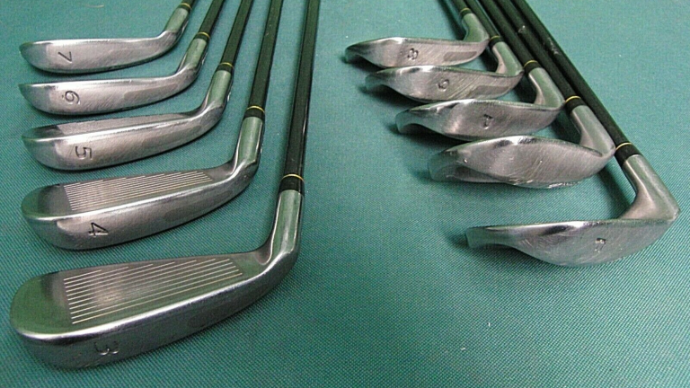 Set Of 10 X Mizuno PRESAGE Irons 3-SW+FW Regular Graphite Shafts MIZUNO Grips 6 Set Of 10 X Mizuno PRESAGE Irons 3-SW+FW Regular Graphite Shafts MIZUNO Grips - Image 4