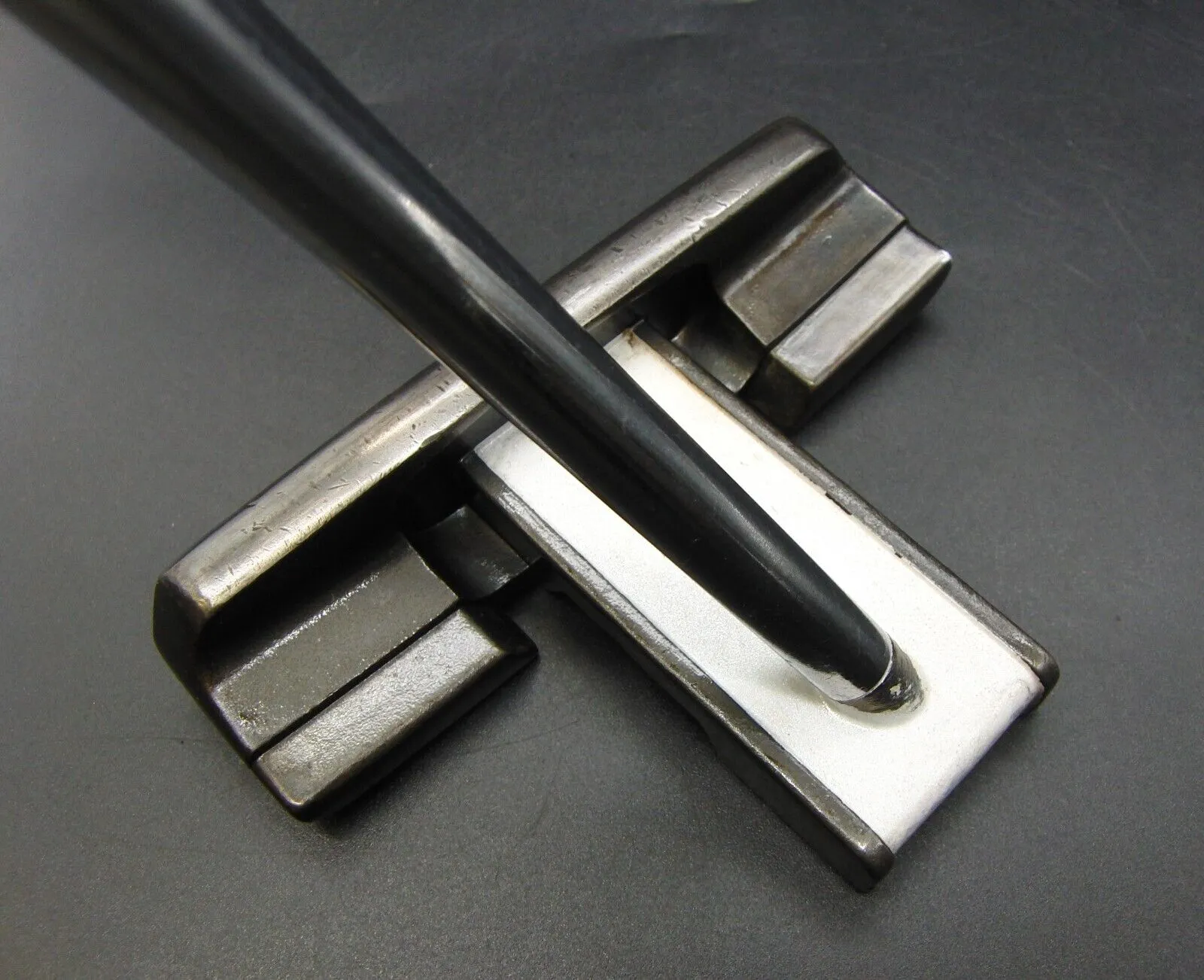 Odyssey BackStryke Blade Centre Shafted Putter Steel Shaft Length 88cm 7 Odyssey BackStryke Blade Centre Shafted Putter Steel Shaft Length 88cm - Image 5